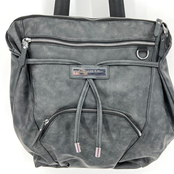 Petunia Pickle Bottom Cinch Bucket Diaper Bag Backpack Gray No Changing Pad - Picture 10 of 10